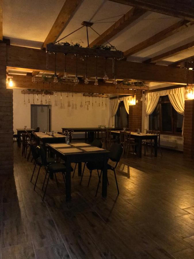 Famíves vendégház Racu Exterior foto